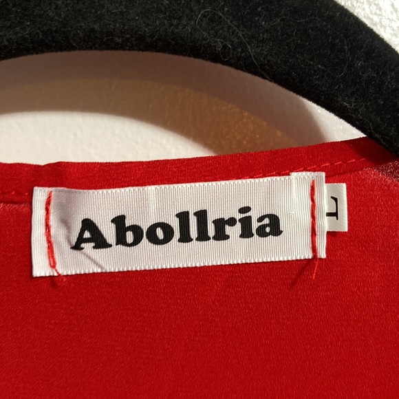 Abollria size large thin cover up for warm evenings BOGO half off! - Picture 5 of 8